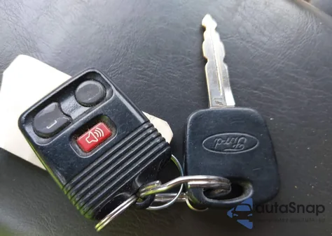 2003 Ford Escape Xlt из США, поврежденный, VIN 1FMYU93163KD79249